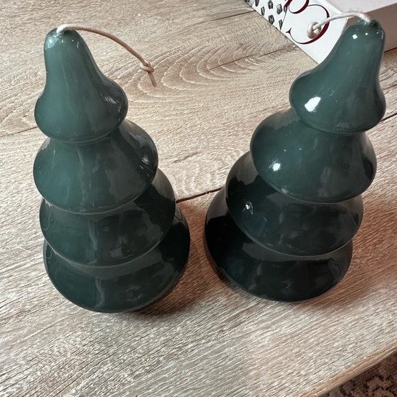 Other - Elegant Green Tree Accents candle